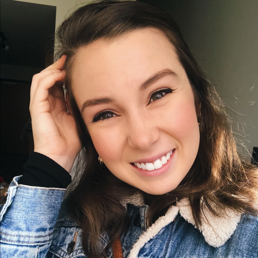Meet your Posher, Claire
